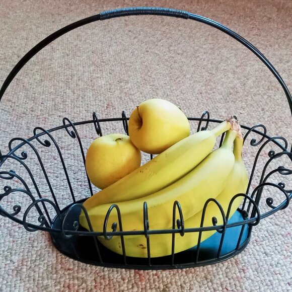 FREE Pinecones! - Twisted Black Wire Basket w/handle Farmhouse Decor Cottagcore - Picture 8 of 8